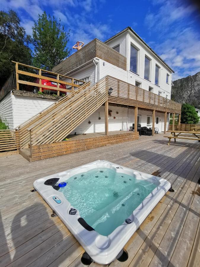 Waterfront Senja Apartment Torsken Exterior photo